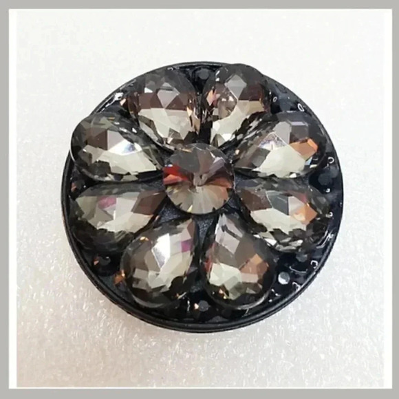 Six Flower Mobile Phone Holders - Picture 2 of 8